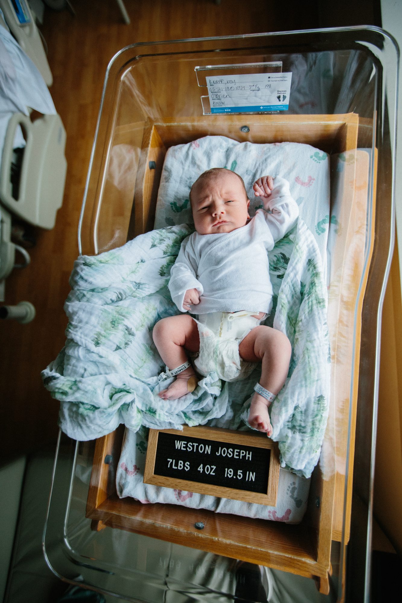 Chicago Hospital Newborn Photos | Patricia Anderson Photography